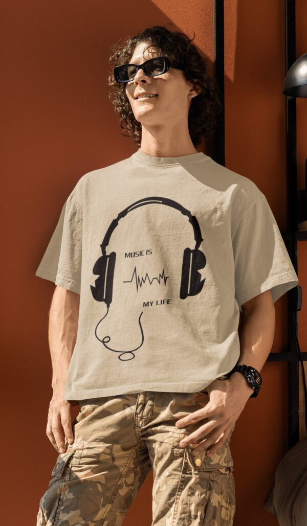 Music Is My Life Graphic Oversized T-Shirt For Men - Image 5